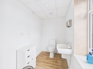 WC- click for photo gallery